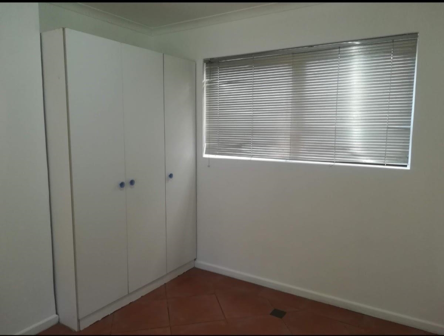 5 Bedroom Property for Sale in Parklands Western Cape
